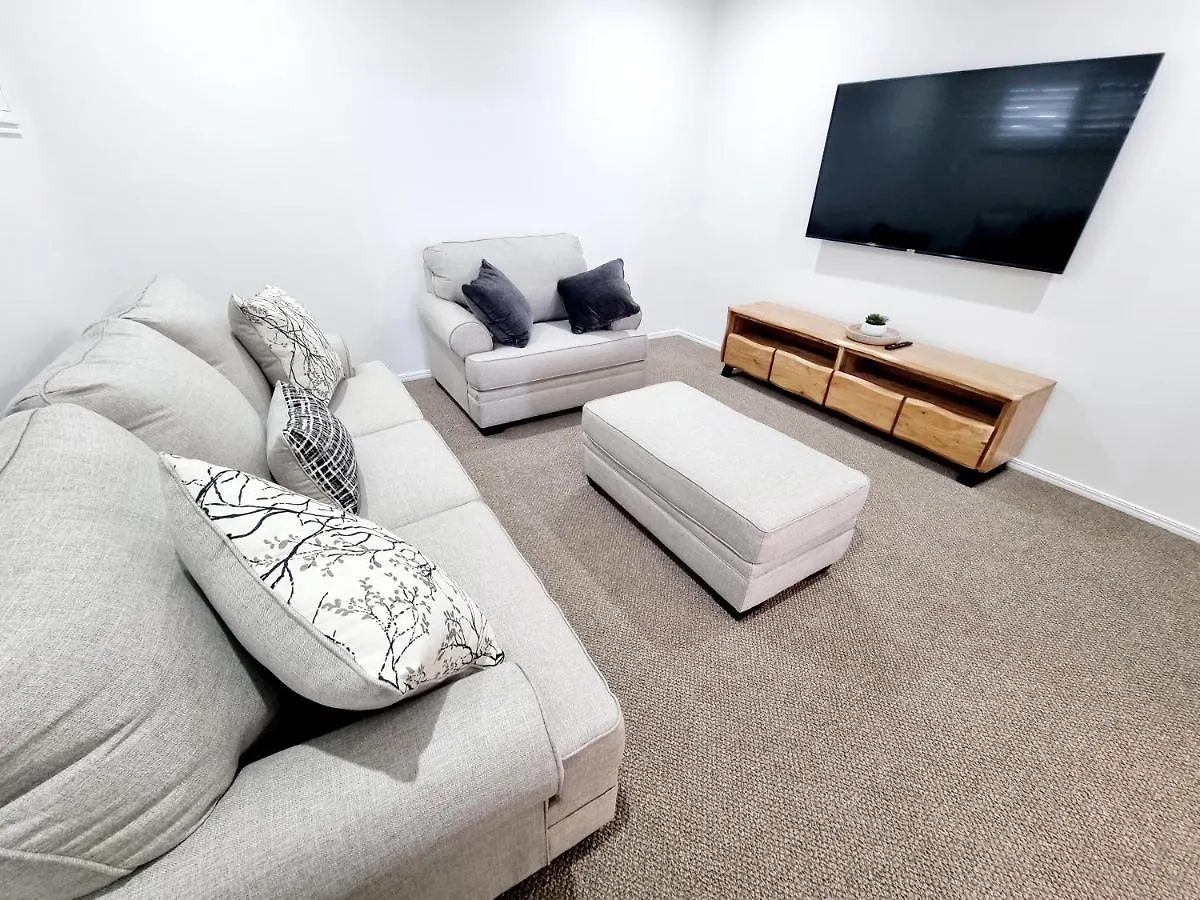 Сasa de vacaciones Large And Private Executive Home - Secure Parking For Boats Hervey Bay