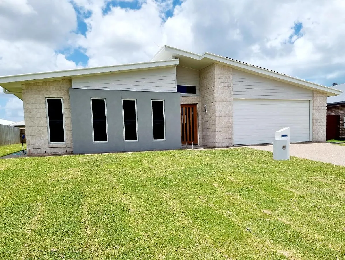 Large And Private Executive Home - Secure Parking For Boats Hervey Bay Сasa de vacaciones