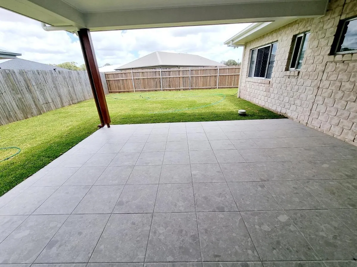 Large And Private Executive Home - Secure Parking For Boats Hervey Bay 0*,